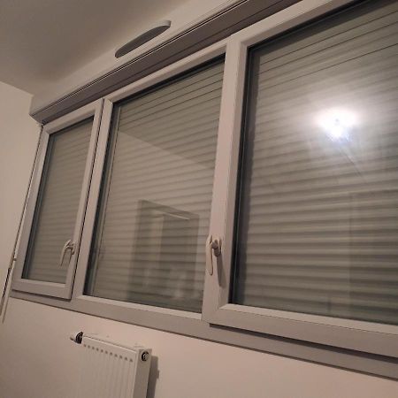 Apartament Junior Brétigny-sur-Orge Zewnętrze zdjęcie